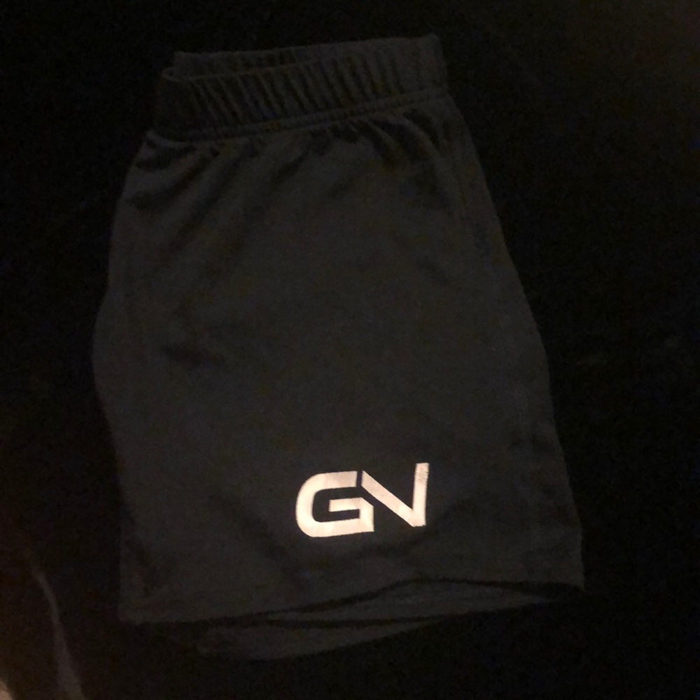 Workout shorts - Picture 3 of 3